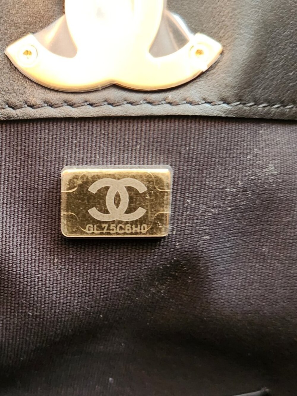 Chanel  25A Tote Shopping Bag, Authentic - Picture 8 of 11